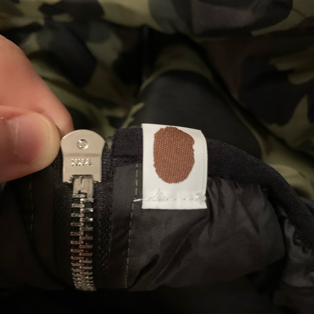 Bape / A Bathing Ape Shark Puffy Jacket - Picture 7 of 8